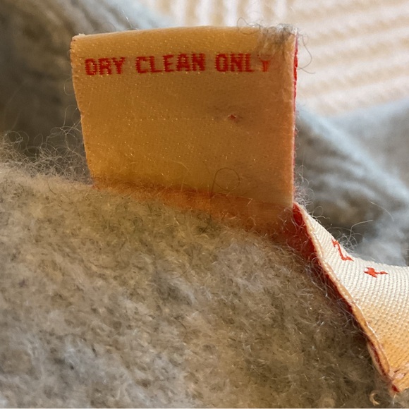 Wythe NY 100% Cashmere Gray Cowl Neck Sweater - Picture 6 of 12